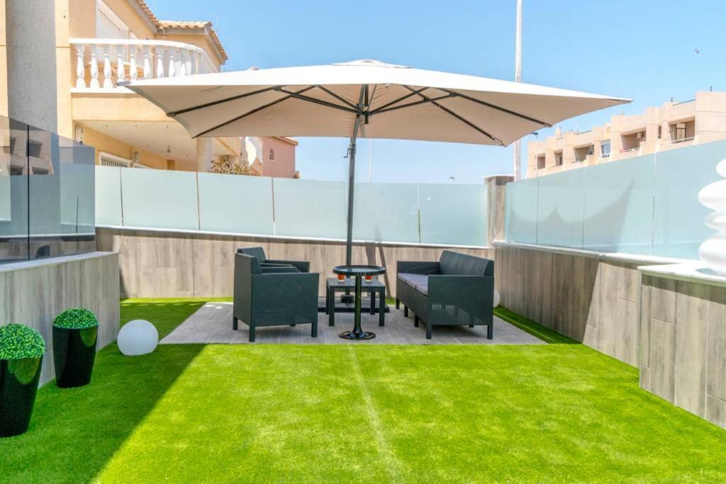 Villa-Capricho Playa - Zeus Torrevieja Ngoại thất bức ảnh